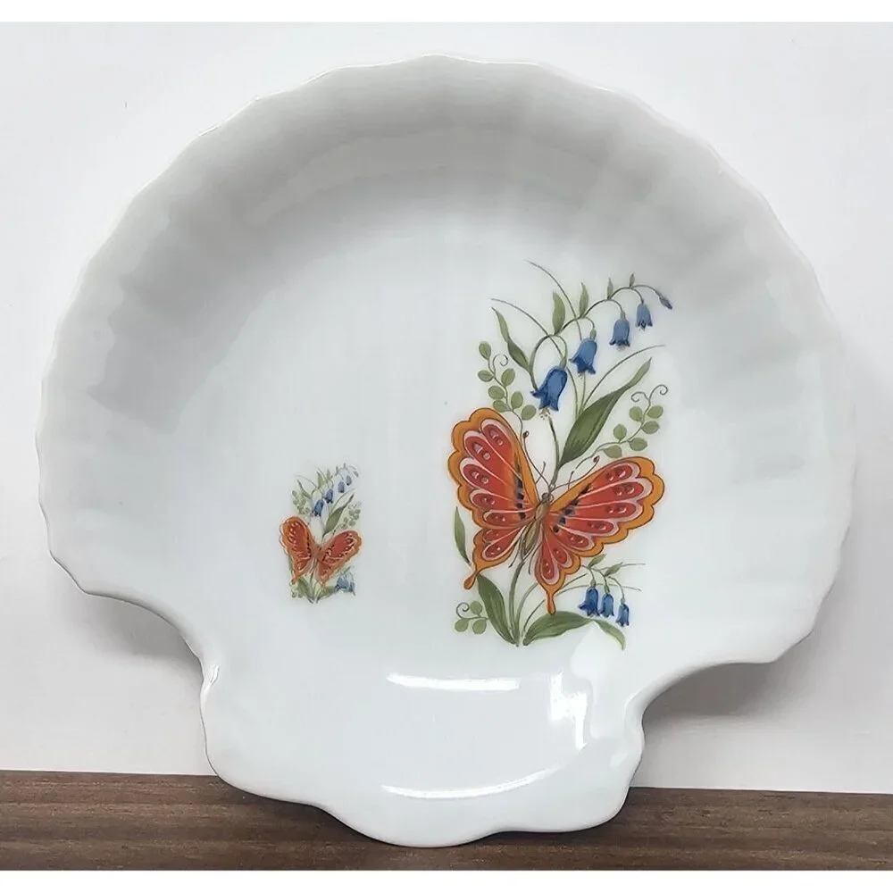 Vtg Takahashi Dew Hand Decorated Seashell Butterflies Flowers Trinket Soap Dish